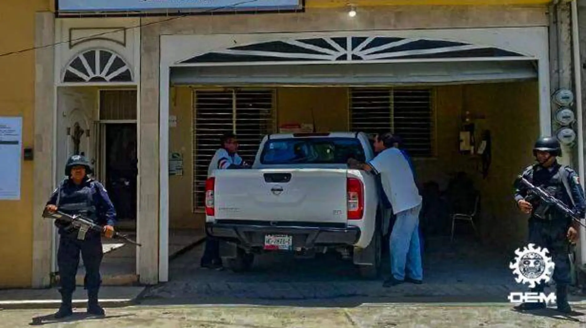 Acapulco - resguardo policiaco a boletas de elecciones